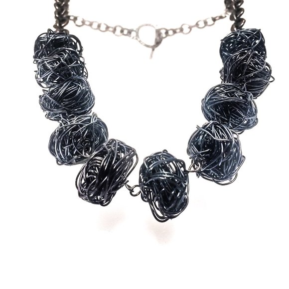 Handmade lightweight necklace 22" modern jewelry. - Picture 7 of 7